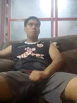 Snapshot of estudiante69 chatting on February 12, 10:59 pm estudiante69 online show from February 12, 10:59 pm