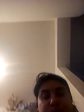 bbruneta37 online show from December 22, 1:22 pm