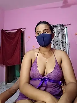 Snapshot of lovely-tanu chatting on September 13, 1:11 pm lovely-tanu online show from September 13, 1:11 pm