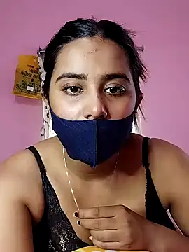 Snapshot of lovely-tanu chatting on March 8, 10:32 am lovely-tanu online show from March 8, 10:32 am