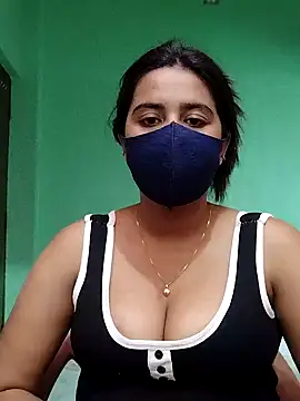 Snapshot of lovely-tanu chatting on December 8, 7:37 am lovely-tanu online show from December 8, 7:37 am