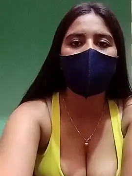 Snapshot of lovely-tanu chatting on December 7, 12:40 pm lovely-tanu online show from December 7, 12:40 pm