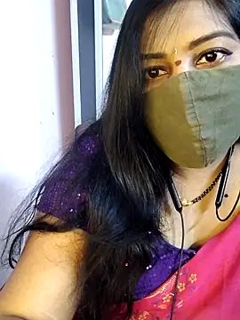 RomeoJuliet345 online show from February 14, 9:31 am