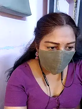 RomeoJuliet345 online show from April 16, 1:12 pm