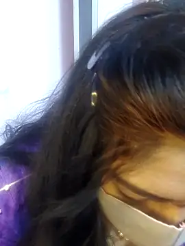 RomeoJuliet345 online show from March 6, 10:21 am