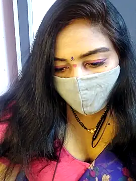 RomeoJuliet345 online show from March 8, 2:20 pm