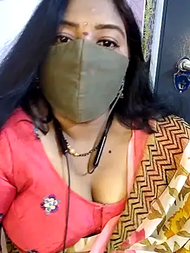 RomeoJuliet345 online show from April 2, 3:51 pm