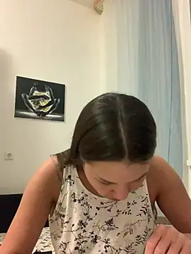 MiraMiss online show from March 26, 3:43 pm