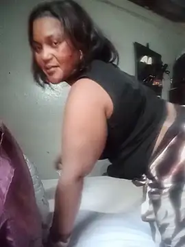 SexyEbony37X online show from June 7, 8:30 am