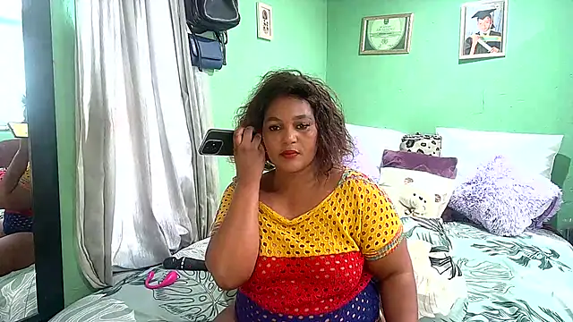 SexyEbony37X online show from February 8, 6:33 am