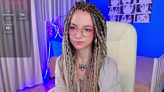 Snapshot of VioletShine chatting on November 19, 12:16 pm VioletShine online show from November 19, 12:16 pm