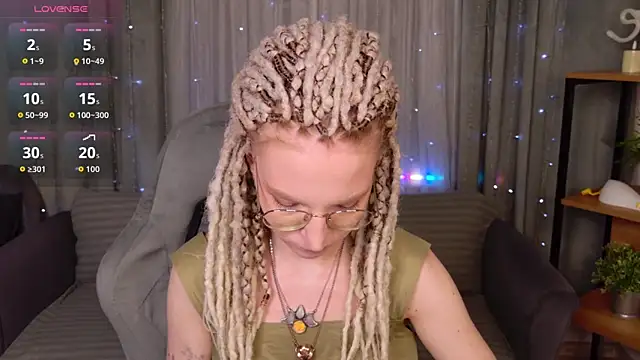 VioletShine online show from July 26, 9:27 am