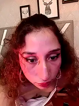 Queenjenn   online show from February 16, 4:09 am