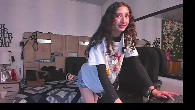 Queenjenn   online show from December 21, 12:46 am