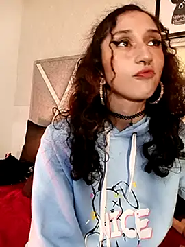 Queenjenn   online show from February 16, 10:21 am