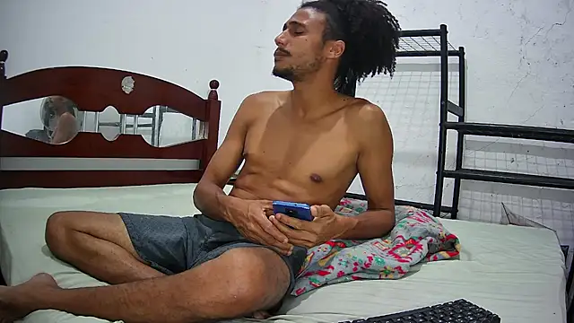 SkinnyLatinMan online show from October 4, 10:11 pm