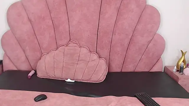 Candy Bony online show from May 29, 12:44 pm