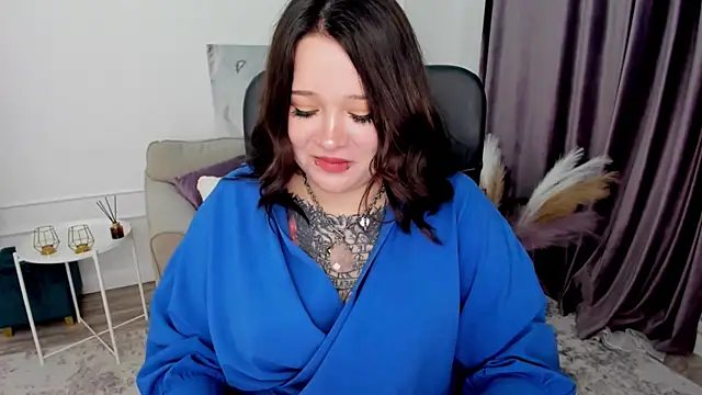 MoonLghte online show from March 13, 10:54 pm
