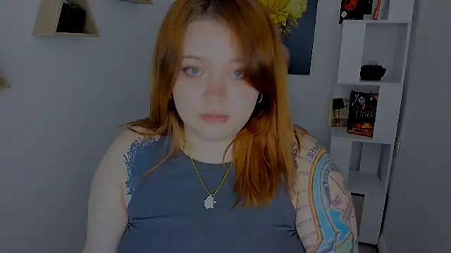 MoonLghte online show from October 8, 7:58 pm