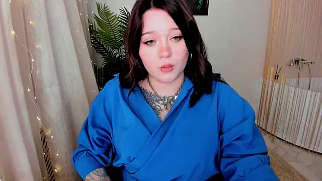 MoonLghte online show from March 12, 10:28 pm