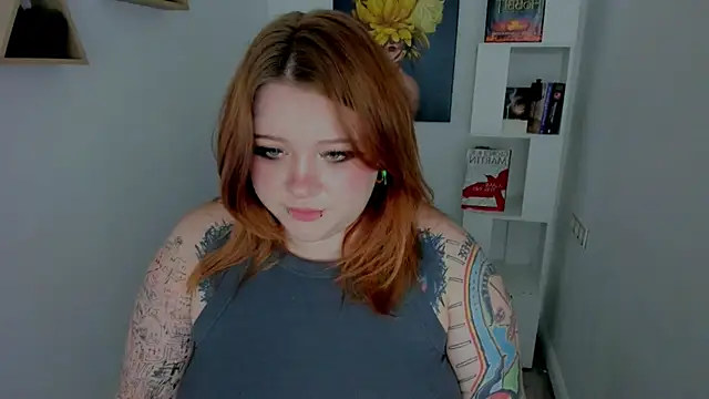 MoonLghte online show from November 21, 8:30 pm