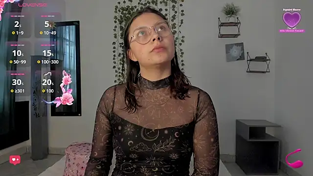Noellesable online show from September 20, 5:18 pm