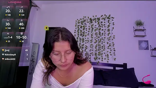 Noellesable online show from February 20, 10:04 pm