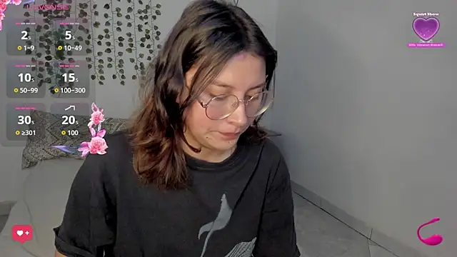 Noellesable online show from September 22, 5:19 pm