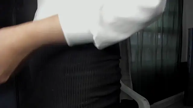 Noellesable online show from November 26, 5:35 pm