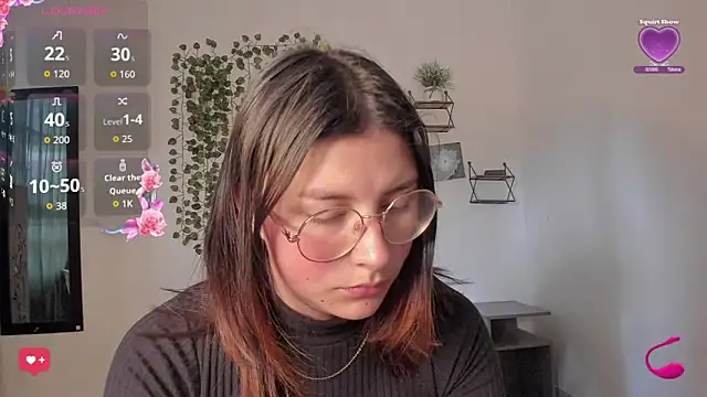 Noellesable online show from September 26, 5:20 pm