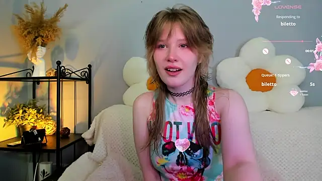 EvaStevs online show from February 16, 4:21 pm