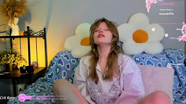 EvaStevs online show from February 9, 4:29 pm