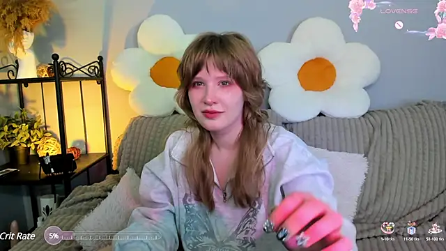 EvaStevs online show from February 7, 4:14 pm