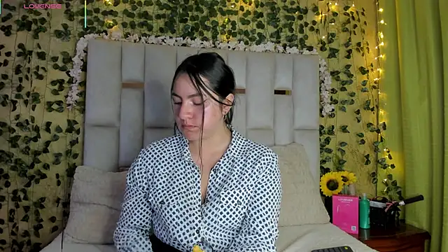 jenifer  power10 online show from March 8, 1:14 pm
