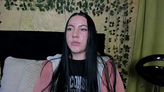 jenifer  power10 online show from January 6, 6:45 pm