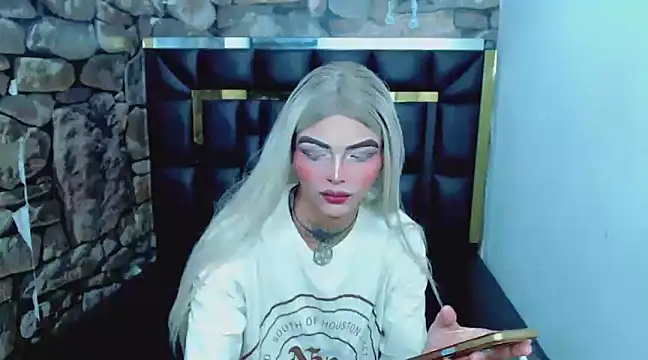 Luna and valery online show from January 4, 8:16 pm