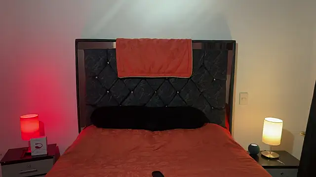 khonsu s online show from April 12, 9:51 pm