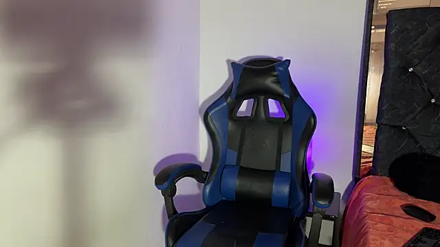 khonsu s online show from April 1, 10:07 pm