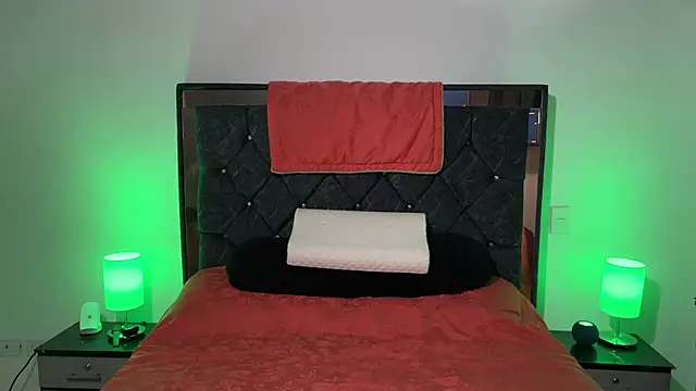 khonsu s online show from April 14, 9:09 pm