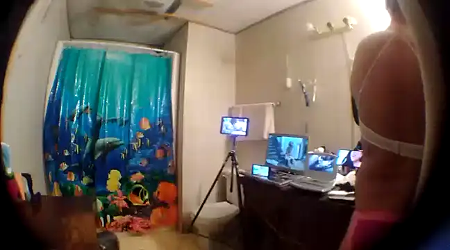 Snapshot of jockstrapstud chatting on December 4, 3:31 am jockstrapstud online show from December 4, 3:31 am