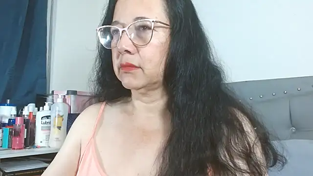 maturepriscila online show from January 6, 11:47 am