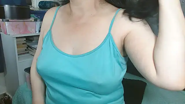 maturepriscila online show from March 29, 10:44 pm