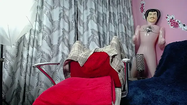 Kate Laurence  online show from December 14, 10:13 am