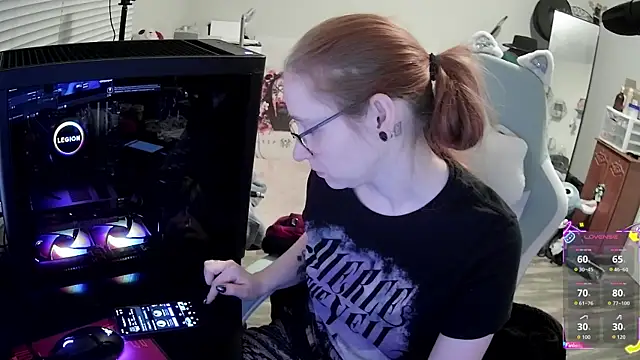 LilyFoxxx online show from November 29, 6:13 am