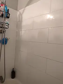 LilyFoxxx online show from April 11, 5:15 am