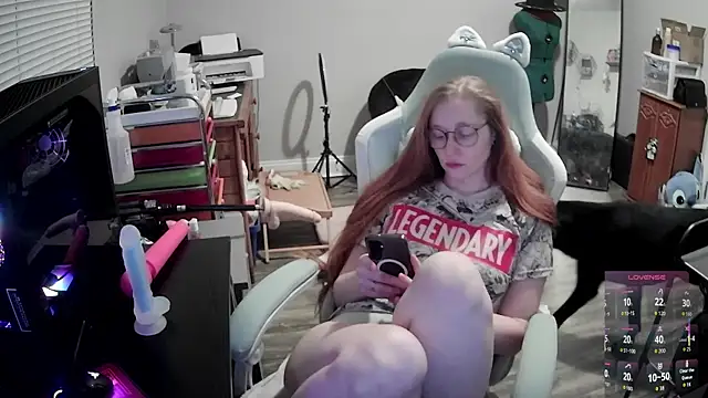 LilyFoxxx online show from February 15, 6:58 am