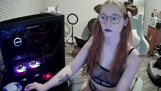 LilyFoxxx online show from January 14, 6:06 am