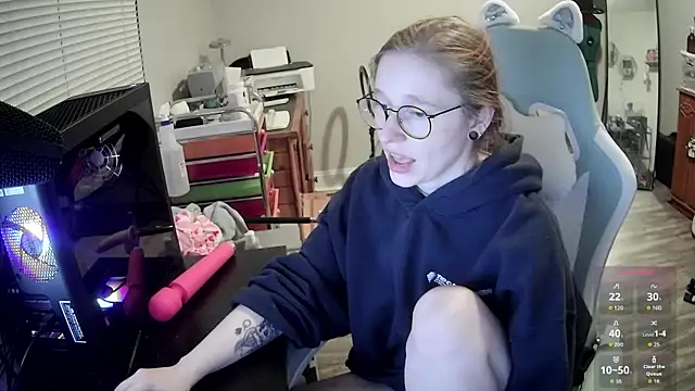 LilyFoxxx online show from February 11, 7:08 am