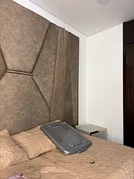 Evangeline hell  online show from January 8, 1:09 pm