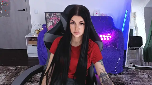 Snapshot of Tiffany_lab chatting on November 20, 1:01 pm Tiffany lab online show from November 20, 1:01 pm